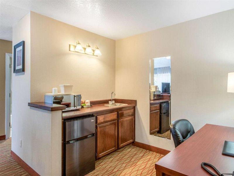 Comfort Inn Mount Shasta Area Weed Exterior foto